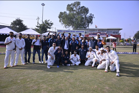 <div>Ranji Trophy: Jammu & Kashmir, Mumbai, Services and Andhra notch up easy victories</div>