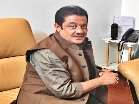 <div>K’taka CM post not vacant, Siddaramaiah will stay till 2028: Minister Zameer Khan</div>