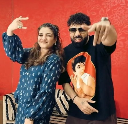 <div>Badshah creates ‘OG moment’ with Raveena Tandon as the two groove on ‘Kar Gayi Chull’</div>