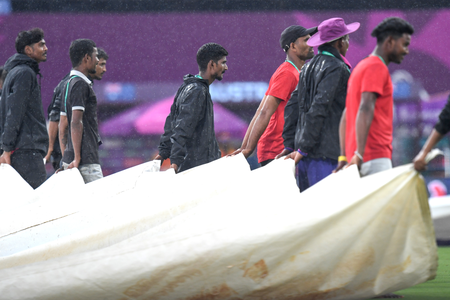 <div>Women’s WC: Persistent rain pushes toss further at DY Patil Stadium</div>