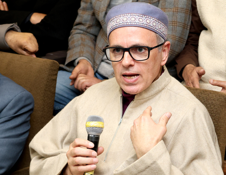 <div>Reservation policy cleared by J&K cabinet, sent to L-G: Omar Abdullah</div>