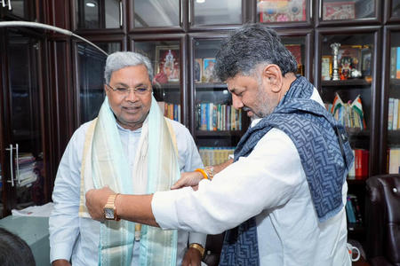 We are like brothers; Shivakumar will become CM when high command decides, says Siddaramaiah after breakfast meeting