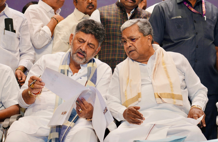 <div>K’taka Upalokayukta’s ‘63 pc corruption’ remark ignites fierce war of words between Siddaramaiah and BJP</div>