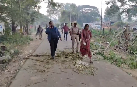 Odisha: Law and order breaks down in Malkangiri; internet suspended, heavy forces deployed