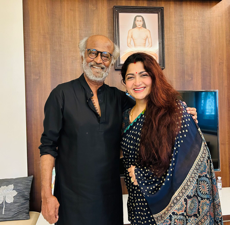 <div>Khushbu Sundar calls Rajinikanth: God’s favourite child!</div>