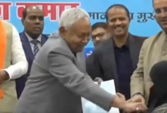 Mehbooba Mufti, Aga Ruhullah criticise Bihar CM over ‘naqaab’ incident