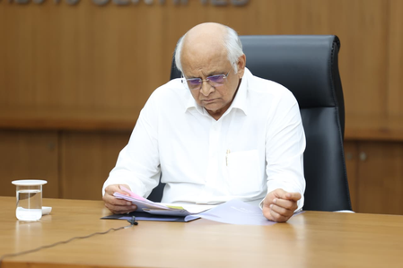 <div>Gujarat CM directs swift redressal of public grievances at December ‘SWAGAT’ programme</div>
