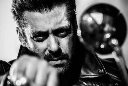 <div>Katrina Kaif wishes love and light to ‘Super Human’ Salman Khan on his 60th birthday</div>