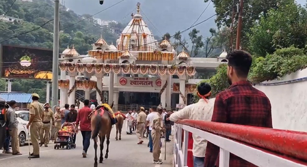Shri Mata Vaishno Devi Shrine board suspends registration due to New Year rush