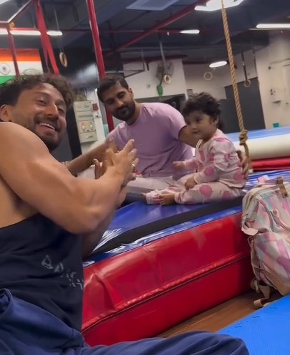Jackie Shroff shares adorable video of Tiger Shroff cheering as toddler attempts headstand