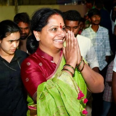 <div>Kavitha reacts strongly to Revanth Reddy’s ‘KCR deserves hanging’ remark</div>