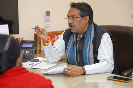 MoS Harsh Malhotra holds public hearing at Delhi BJP Office