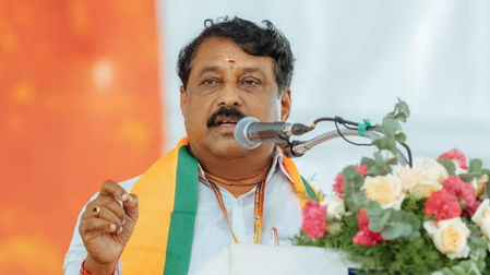 <div>BJP welcomes Madras HC’s ruling on Thirupparankandram deepam, flays DMK for ‘targeting’ Hindu faith</div>