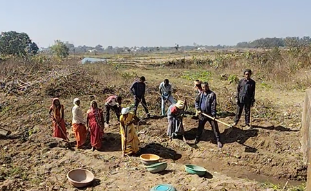 Chhattisgarh: Workers hired under G RAM G, delighted with new wage limit 