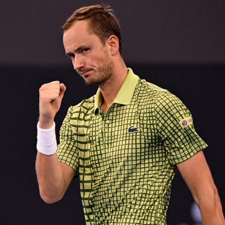 Medvedev enters Brisbane QF; Lehecka retires with ankle injury, Pegula prevails