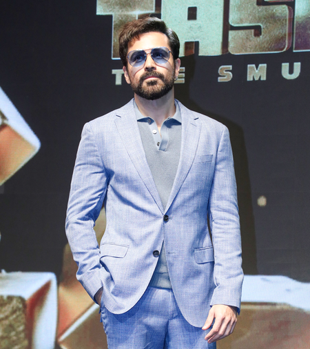 <div>Emraan Hashmi says he ‘binge read’ 4-5 episodes of ‘Taskaree: The Smuggler’s Web’</div>