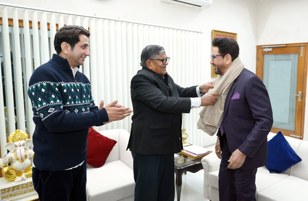 Punjab Governor urges singer Gurdas Maan to support campaign against drug menace