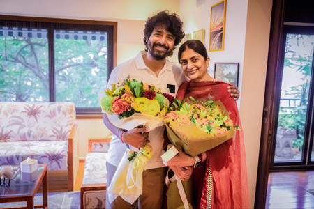 <div>Rajinikanth calls Sivakarthikeyan’s ‘Parasakthi’ a “very bold movie”</div>