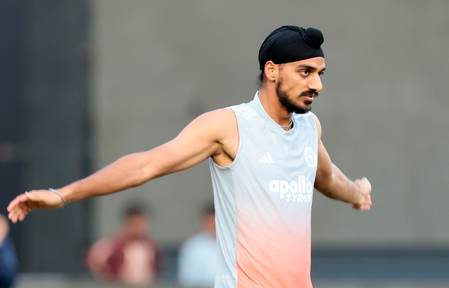 3rd ODI: Arshdeep comes in as India elect to bowl first against NZ in series decider