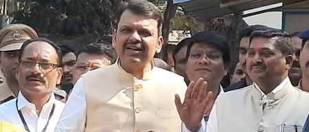 CM Fadnavis warns Thackeray brothers amid Maha civic poll violence