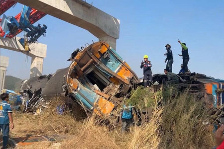 India condoles loss of lives in Thai train accident
