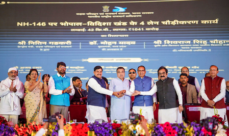 <div>Gadkari announces push for bio-bitumen from agri-waste, calls farmers ‘Energy Providers’</div>