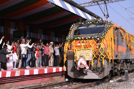 Flagged off by PM Modi, Vande Bharat Sleeper and Amrit Bharat trains receive grand welcome across NFR