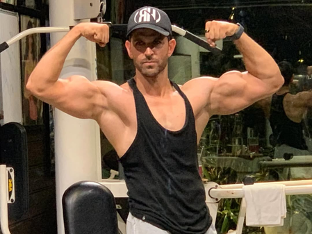 <div>Hrithik Roshan admits his hardwired obsession with ‘Bollywood Biceps’</div>