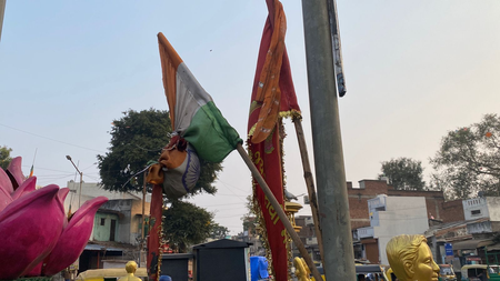 <div>Gujarat: Liquor bottles hung on statues and National Flag near BJP MLA’s office in Ahmedabad</div>