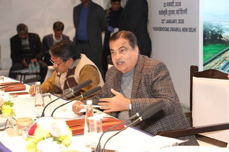 Vehicle-to-vehicle communication on the way to reduce road accidents: Nitin Gadkari