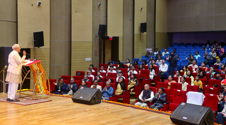 <div>Celebration of joint foundation day of states reflects ‘Ek Bharat Shreshtha Bharat’: MP Guv</div>