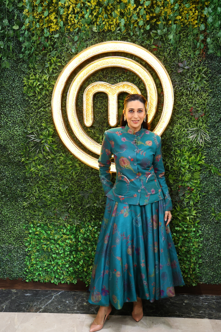 Karisma Kapoor dances on Mirchi Lagi Toh Main Kya Karoon with Chef Kunal Kapur, recreates 90s magic