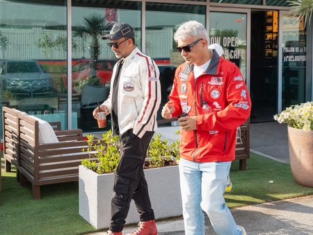 Madhavan meets Ajith at Dubai Autodrome; pics go viral