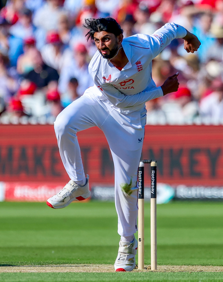Ashes: England include Bashir, Potts in 12-member squad for SCG Test