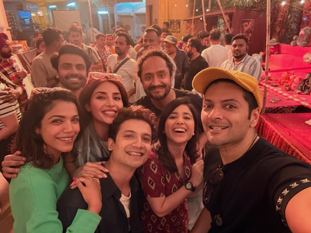 <div>Team celebrates as it’s a wrap for ‘Mirzapur – The Film’</div>