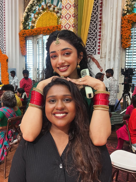 <div>Preity Mukhundhan appreciates her ‘Idhayam Murali’ unit for taking care of her when she was unwell</div>