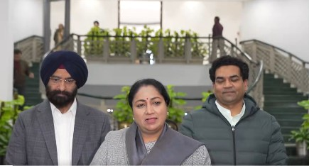 Delhi CM says poor to get annual financial assistance for 2 LPG cylinders on Holi, Diwali