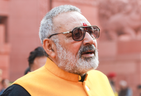 Giriraj Singh says privilege motion should be initiated against Rahul Gandhi over ex-Army chief book row