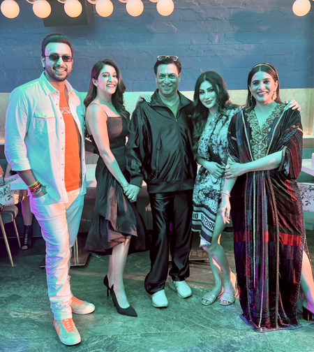 <div>Madhur Bhandarkar wraps up the shoot of ‘The Wives’</div>