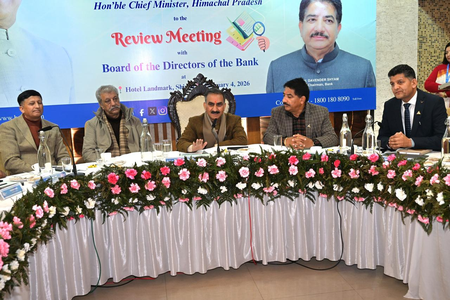 Himachal CM dedicates development projects in Amb