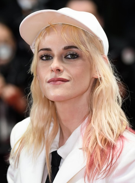 Kristen Stewart buys broken down movie theater, says want to see what ‘mysteries’ it holds