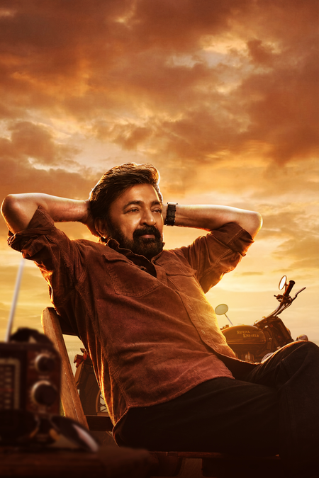 <div>Rajasekhar plays ‘Bullet Sunil’ in Sharwanand’s ‘Biker’</div>