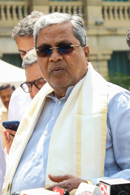 <div>Vacant govt posts will be filled in phases, says K’taka CM Siddaramaiah</div>