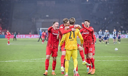 Freiburg advance to German Cup semis after shootout drama