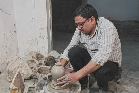Azamgarh’s black pottery revived through ODOP, artisans credit double-engine govt