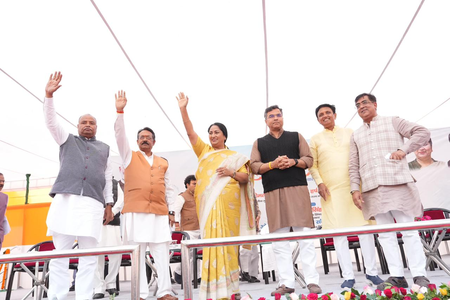 Delhi CM lays foundation of projects worth Rs 1,075 crore in East Delhi​