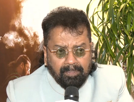 Hariharan on singers performing at weddings: I need decorum when I sing