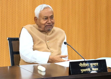 Nitish Kumar inspects construction work of 1,200-bed hospital project at IGIMS in Patna