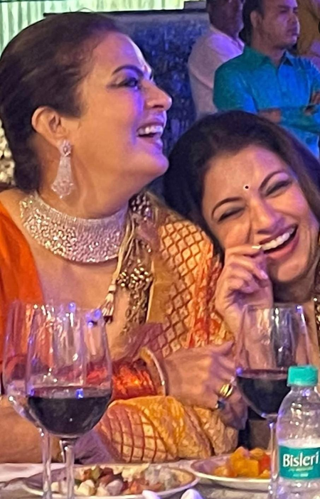 Sheeba celebrates 30 years of sisterhood with BFF Bhagyashree on her birthday