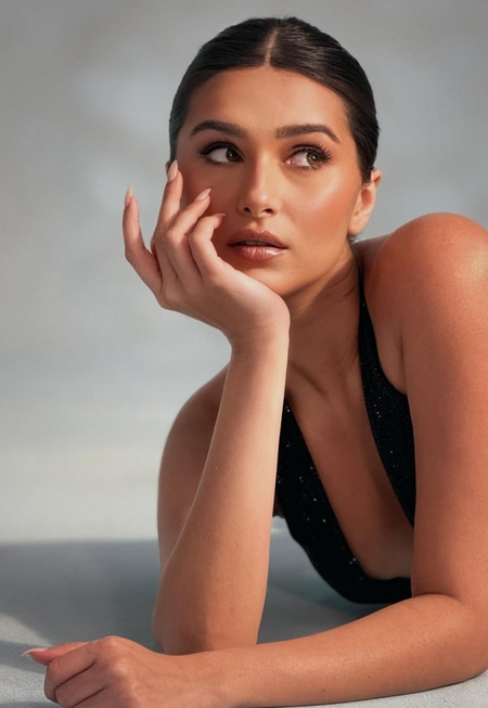 Tara Sutaria flaunts her special ‘Koffee With Karan’ mug on the wall unit of her new luxurious house